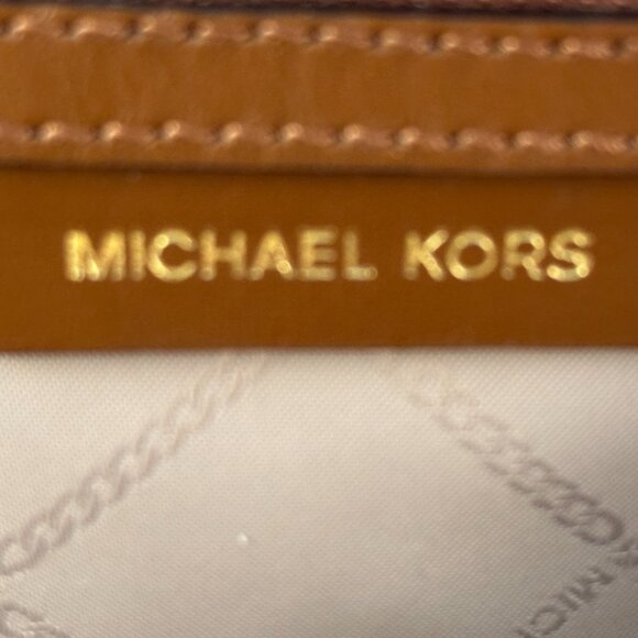Authentic Michael Kors Rhea Medium Logo Backpack main image 7